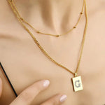Sero Letter-g Necklace Gold - Necklace | L’amotion