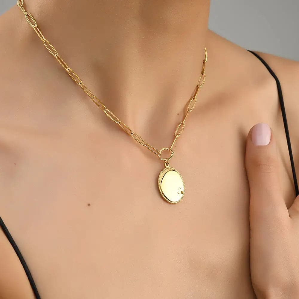 Lati Necklace Gold - Necklace | L’amotion