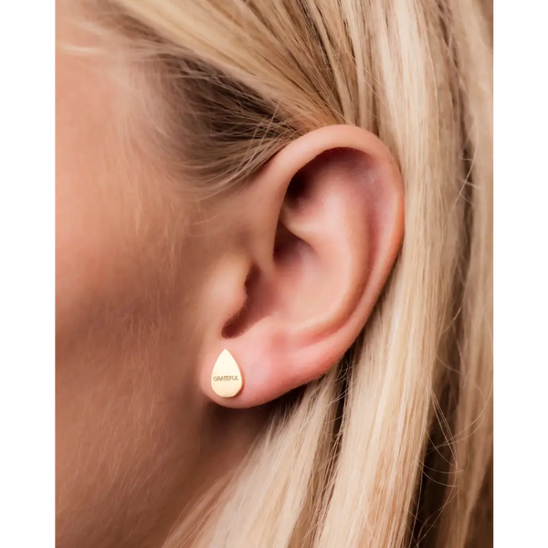 ’love’ Drop Earrings Silver - Ohrringe | L’amotion