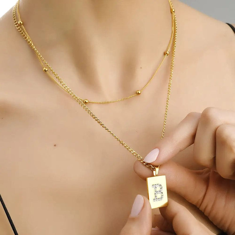 Sero Letter-b Necklace Gold - Necklace | L’amotion
